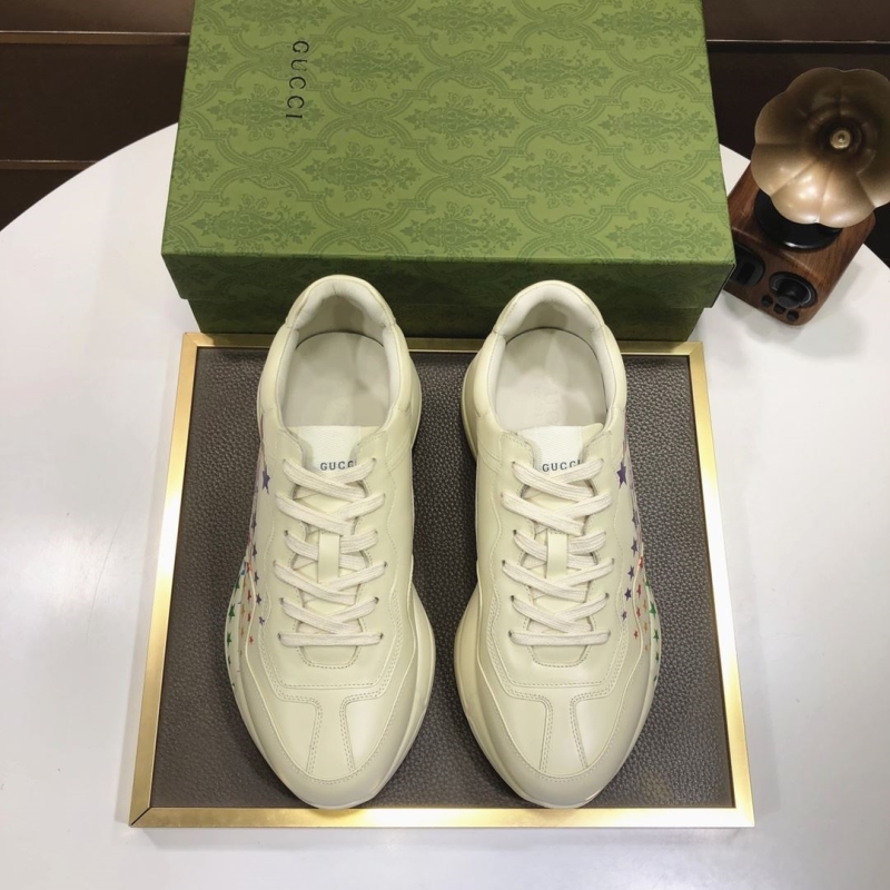 G*u*i casual shoes
